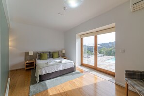2 chambres, fer et planche à repasser, lit parapluie, Wi-Fi gratuit