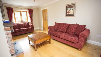 Fireplace, DVD player, books, stereo