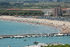 Marina - Beautiful apartment in front of the sea (Estartit)