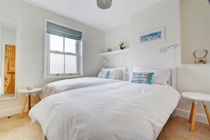 3 bedrooms, iron/ironing board, travel cot, free WiFi