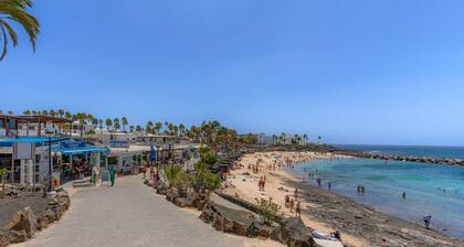 Playa Flamingo C Apartment