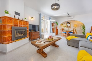 TV - Villa Alicia - Plus (Calpe)