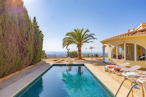 Pool - Villa Alicia - Plus (Calpe)