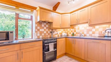 Fridge, microwave, dishwasher, highchair