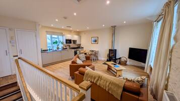 TV, fireplace, DVD player, video library