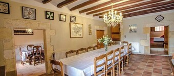 Country Chateau for 22 persons - close to Sitges!