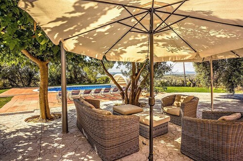 Catalunya Casas: Land Masia Gipot f��r 22 Gäste, nur 20 Minuten von den Str�����nden von Sitges entfernt!