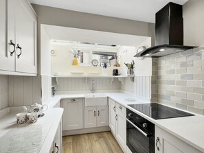 微波炉、烤箱、洗碗机、烤面包机