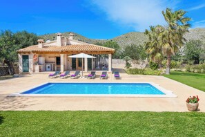 Pool - Villa Marilen Petit - Three Bedroom Villa, Sleeps 6 (Pollença)