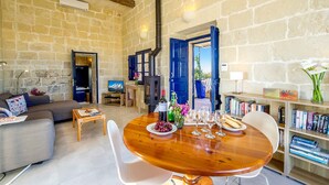 Interior - Dar Il-Bahar Holiday home (San Lawrenz)