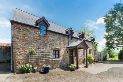 4 Bed in Westward Ho! (oc-n1623)