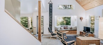 Mt Baker Rim Cabin 19 - Pet Friendly, WIFI, Hot Tub, Sleeps 10