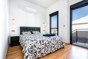 2 bedrooms, iron/ironing board, travel crib, free WiFi