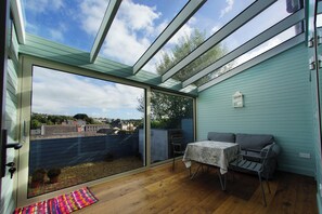 屋外ダイニングエリア