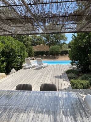 Piscine extérieure, piscine chauffée