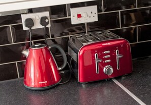 Kaffee und/oder Kaffeemaschine