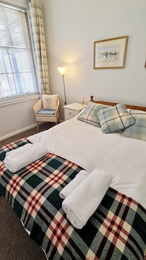 1 chambre, fer et planche Ă repasser, Wi-Fi gratuit, draps fournis
