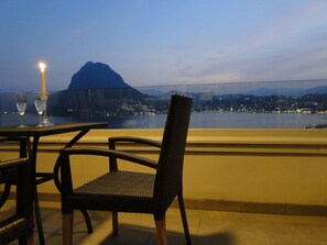 Outdoor dining - Breathtaking View for a Romantic Stay (Lugano)