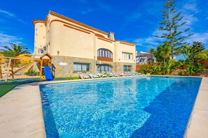 Pool - Villa Cronos - PlusHolidays (Calpe)