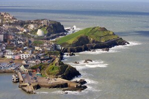 Aerial view - 4 Bed in Ilfracombe (oc-edwar) (Ilfracombe)