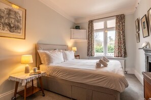4 chambres, fer et planche à repasser, lit parapluie, Wi-Fi gratuit