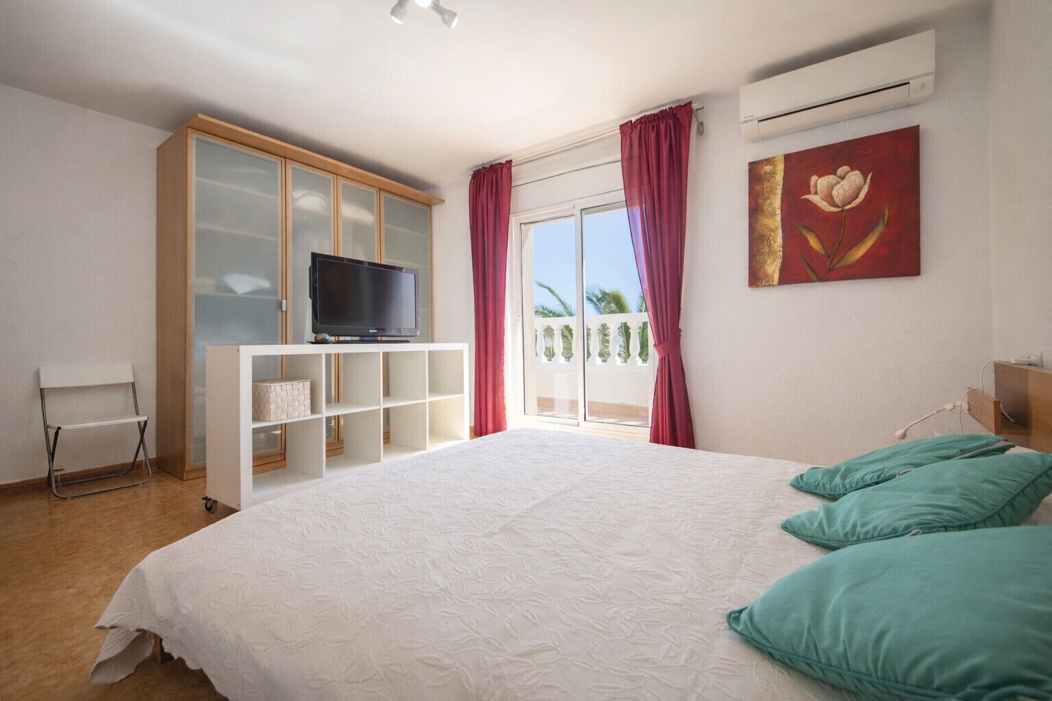 3 slaapkamers, een strijkplank/strijkijzer, gratis wifi