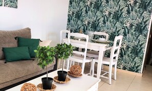 TV - Relax in this Stunning 1-Bedroom Apartment in Corralejo (Corralejo)