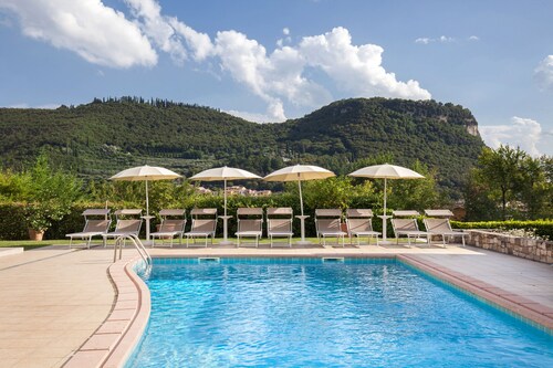 Cà Le Terrazze With Pool