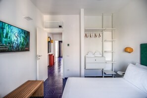 3 chambres, fer et planche à repasser, lit de bébé portatif, Wi-Fi