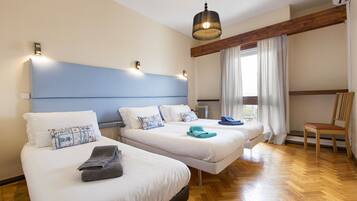 3 bedrooms, iron/ironing board, travel cot, free WiFi