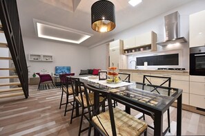 Dining - Apartment Tivoli Park, Ljubljana (Ljubljana)