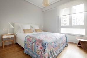 4 bedrooms, iron/ironing board, free WiFi, bed sheets - Palacio Miramar by FeelFree Rentals (San Sebastián)