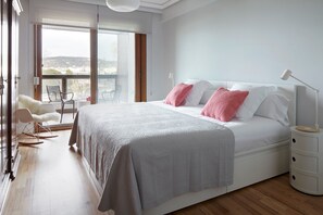4 bedrooms, iron/ironing board, free WiFi, bed sheets - Palacio Miramar by FeelFree Rentals (San Sebastián)