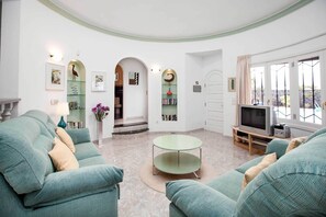 Dvd-spelare och ett bordtennisbord