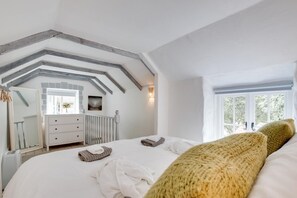1 chambre, fer et planche à repasser, Wi-Fi gratuit, draps fournis