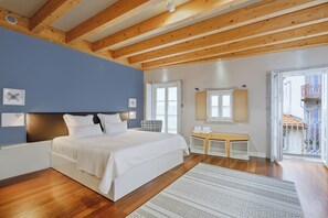 2 Schlafzimmer, Bügeleisen/Bügelbrett, kostenloses Internet, Bettwäsche