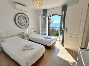 3 bedrooms, WiFi, bed sheets