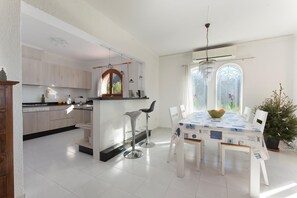 Dining - Linda Vista - sea view, family friendly, chill-zone, WIFI included (Benitachell)