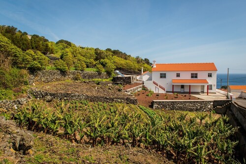 Casa da Vigia T1 for 2 people in Calheta de Nesquim