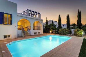Pool - Latchi Beach Villa - Three Bedroom Villa, Sleeps 6 (Neo Chorio)