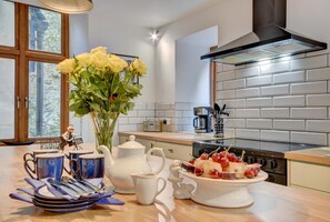 Microwave, oven, dishwasher, toaster