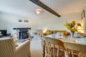 TV - 2 Bed in Bideford (oc-n0336) (Westleigh)