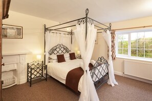 5 bedrooms, Internet, bed sheets