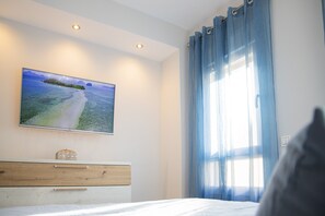 2 slaapkamers, een strijkplank/strijkijzer, gratis wifi, beddengoed