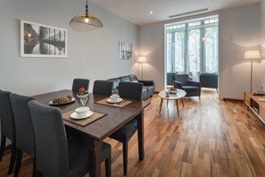 Dining - Alibei 1 - Habitat Apartments (Barcelona)