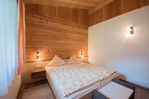 2 chambres, coffre-fort, Wi-Fi, literie fournie