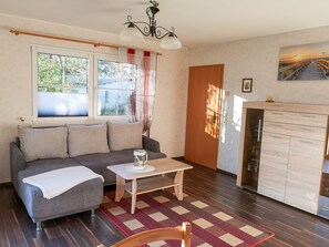 Unclassified image, 5 of 11, button - Vacation cottage Bohne, Germany (Kenz-Küstrow)