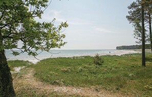 Beach nearby - Stunning home in Nexø with sauna (Nexø)