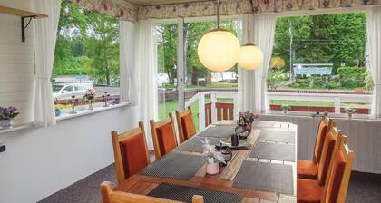 4 bedroom nice home in Eringsboda