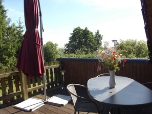 Unclassified image, 2 of 10, button